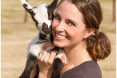 86-January-Goat-Yoga-Kristen-Carter-Photography